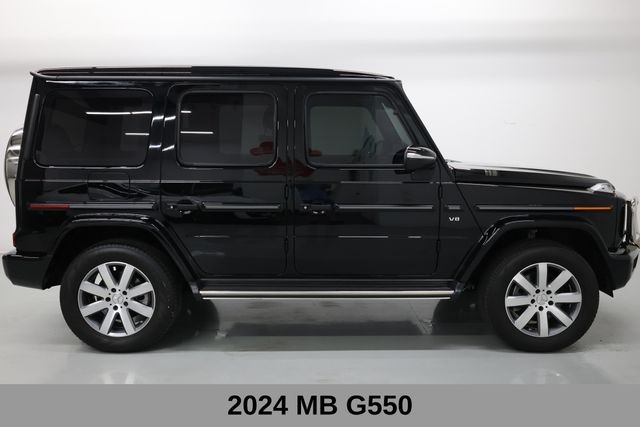 Mercedes-Benz G-Class Vehicle Image 04