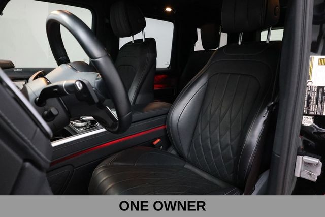 Mercedes-Benz G-Class Vehicle Image 09