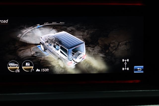 Mercedes-Benz G-Class Vehicle Image 102