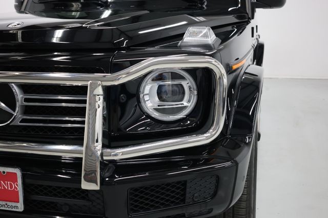 Mercedes-Benz G-Class Vehicle Image 50