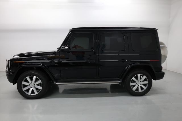 Mercedes-Benz G-Class Vehicle Image 55