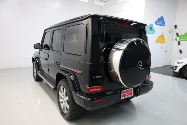 Mercedes-Benz G-Class Vehicle Image 60