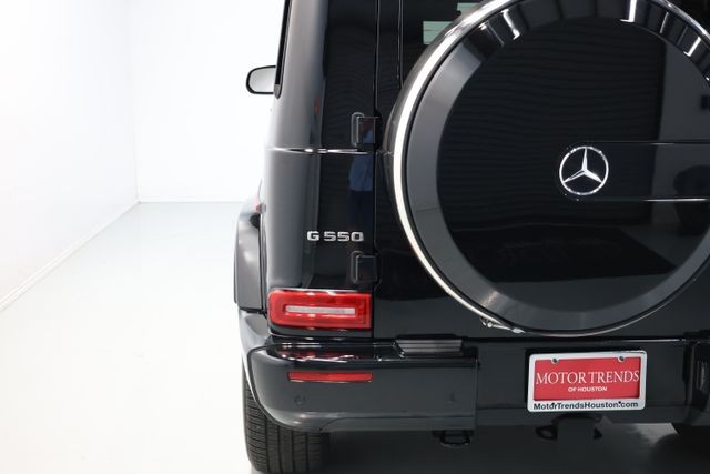 Mercedes-Benz G-Class Vehicle Image 62