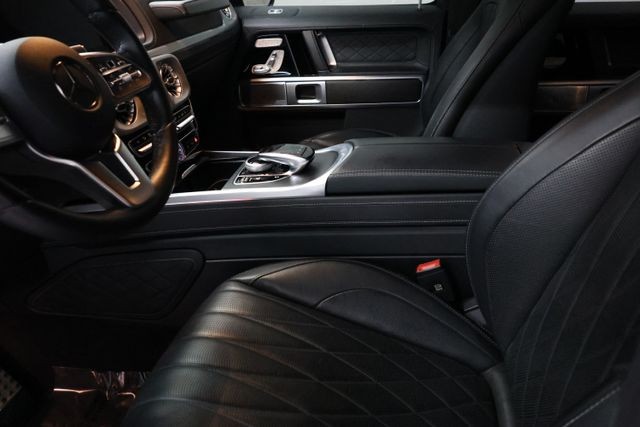 Mercedes-Benz G-Class Vehicle Image 72