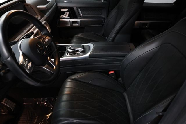 Mercedes-Benz G-Class Vehicle Image 73