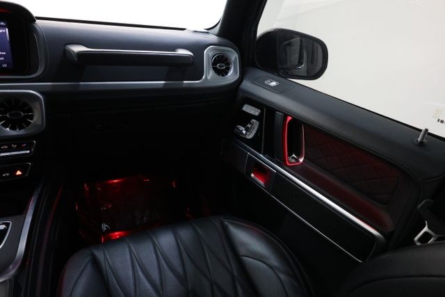Mercedes-Benz G-Class Vehicle Image 82