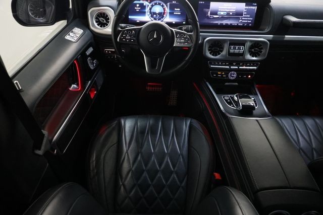 Mercedes-Benz G-Class Vehicle Image 84