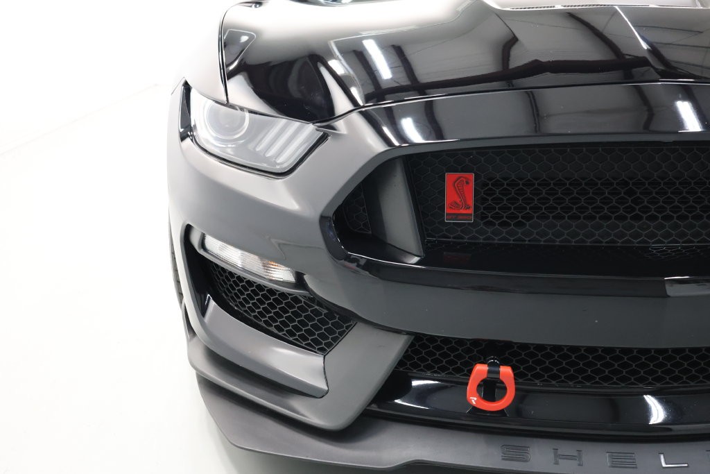 Ford Mustang Vehicle Full-screen Gallery Image 60