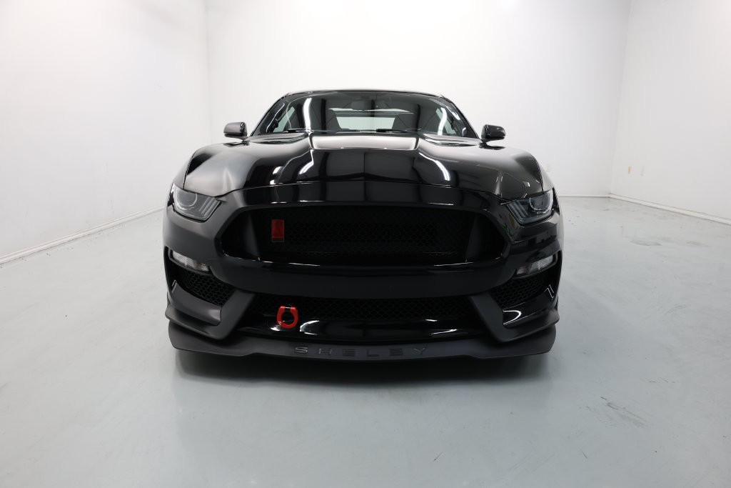 Ford Mustang Vehicle Full-screen Gallery Image 61