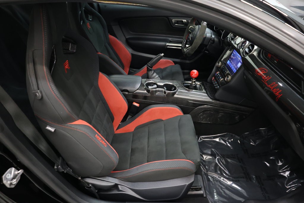 Ford Mustang Vehicle Full-screen Gallery Image 84
