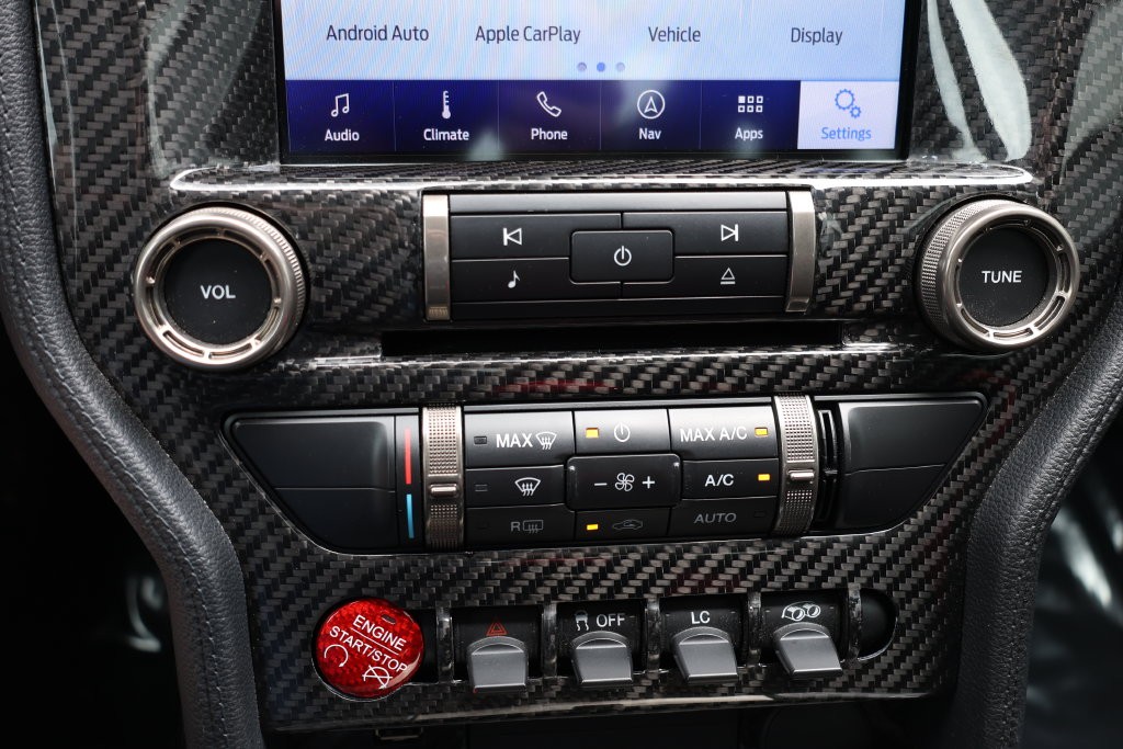 Ford Mustang Vehicle Full-screen Gallery Image 98