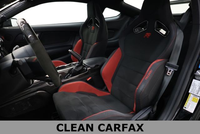 Ford Mustang Vehicle Image 11