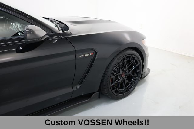 Ford Mustang Vehicle Image 16