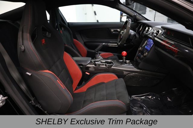 Ford Mustang Vehicle Image 21