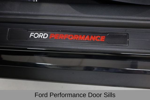 Ford Mustang Vehicle Image 35