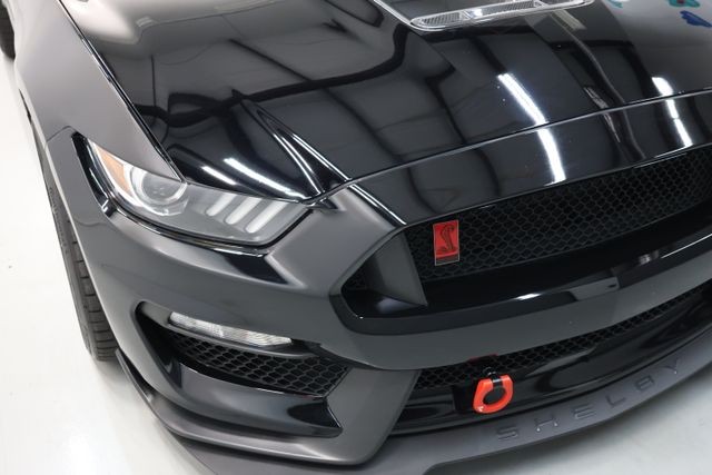 Ford Mustang Vehicle Image 59