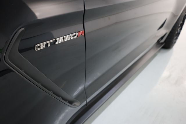 Ford Mustang Vehicle Image 75