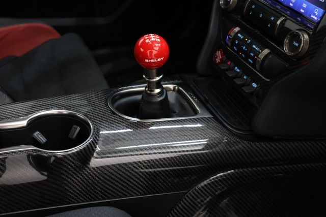 Ford Mustang Vehicle Image 90