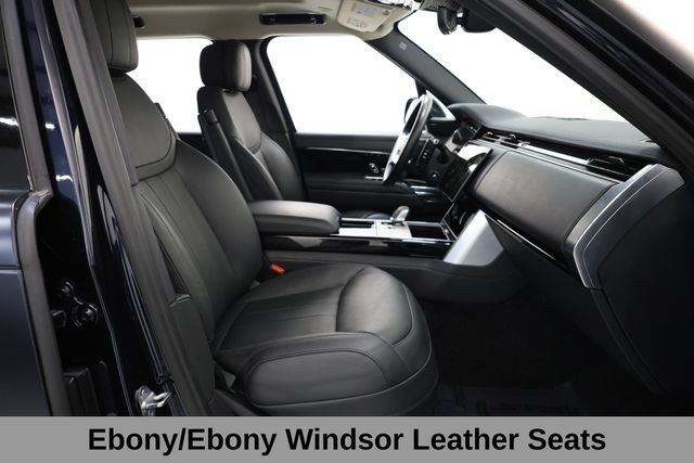 Land Rover Range Rover Vehicle Image 13