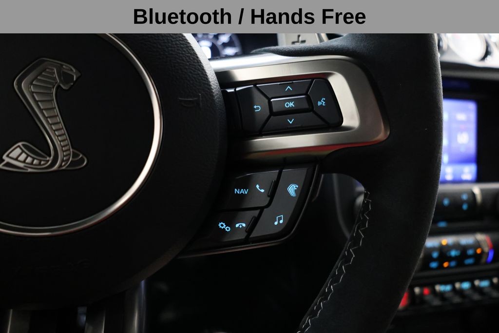 Ford Mustang Vehicle Full-screen Gallery Image 44