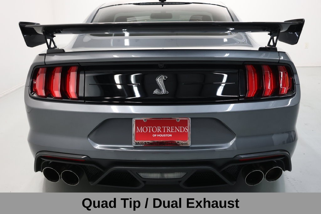 Ford Mustang Vehicle Full-screen Gallery Image 50