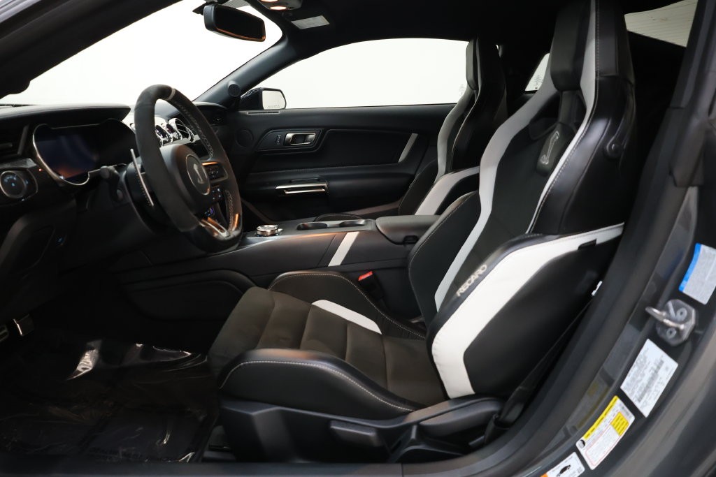 Ford Mustang Vehicle Full-screen Gallery Image 86