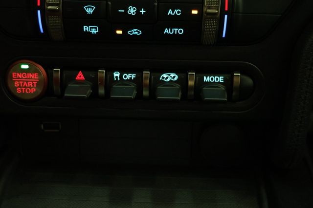 Ford Mustang Vehicle Image 100
