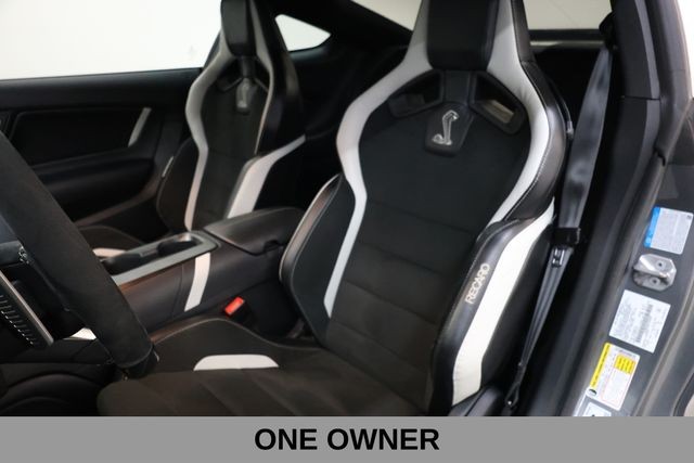 Ford Mustang Vehicle Image 12