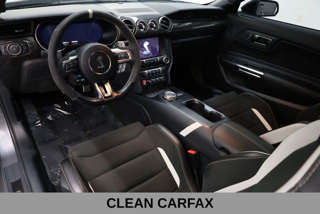 Ford Mustang Vehicle Image 13