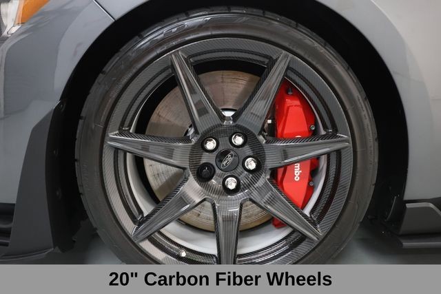 Ford Mustang Vehicle Image 45