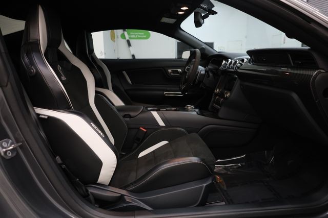 Ford Mustang Vehicle Image 92