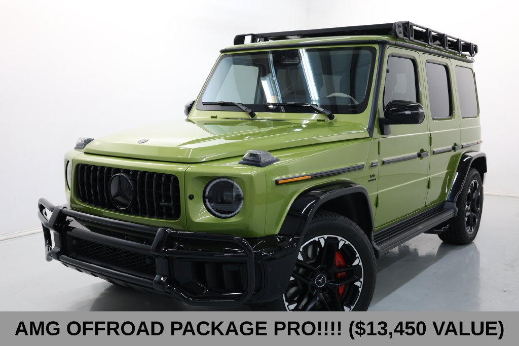 Mercedes-Benz G-Class Vehicle Full-screen Gallery Image 06