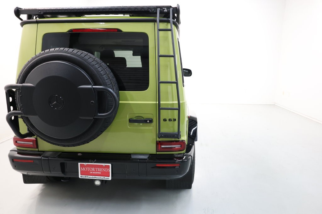 Mercedes-Benz G-Class Vehicle Full-screen Gallery Image 81