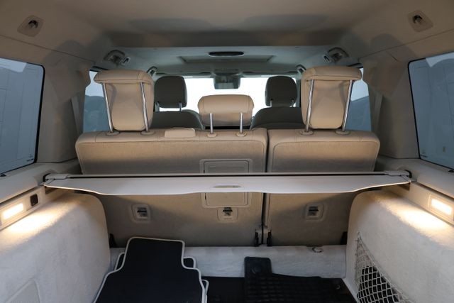 Mercedes-Benz G-Class Vehicle Image 105