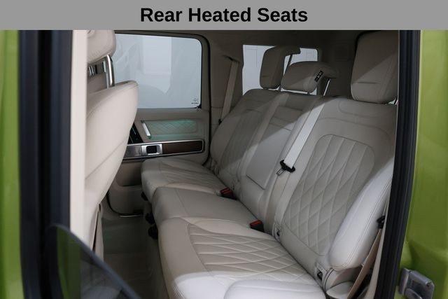 Mercedes-Benz G-Class Vehicle Image 45