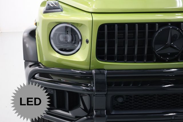 Mercedes-Benz G-Class Vehicle Image 59