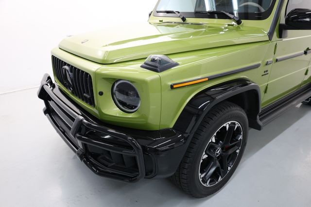 Mercedes-Benz G-Class Vehicle Image 67