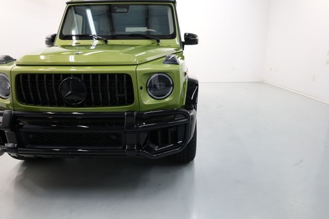 Mercedes-Benz G-Class Vehicle Image 72