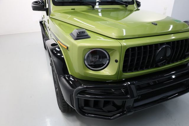 Mercedes-Benz G-Class Vehicle Image 76