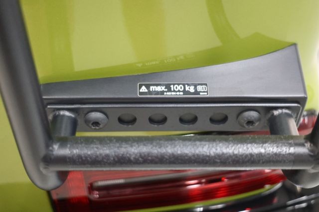 Mercedes-Benz G-Class Vehicle Image 84