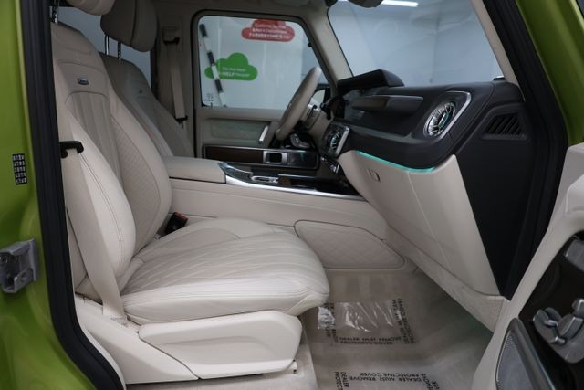 Mercedes-Benz G-Class Vehicle Image 94