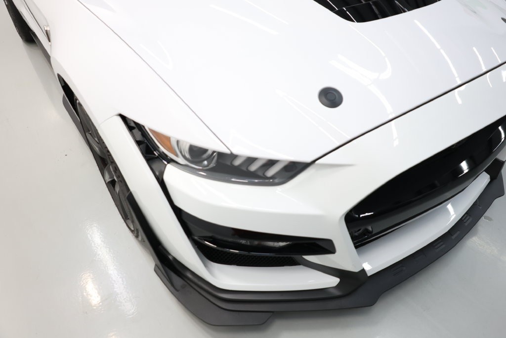 Ford Mustang Vehicle Full-screen Gallery Image 61