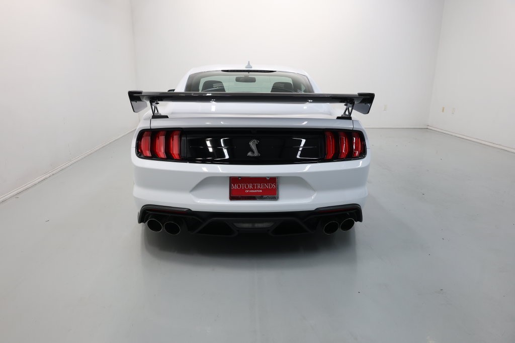 Ford Mustang Vehicle Full-screen Gallery Image 65