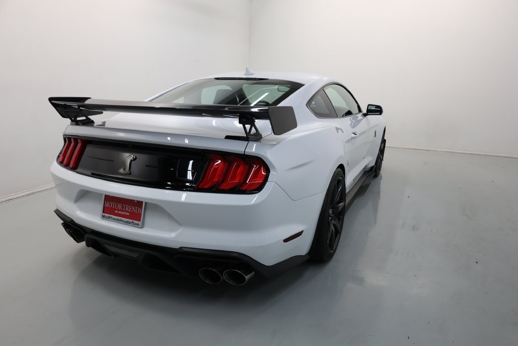 Ford Mustang Vehicle Full-screen Gallery Image 67
