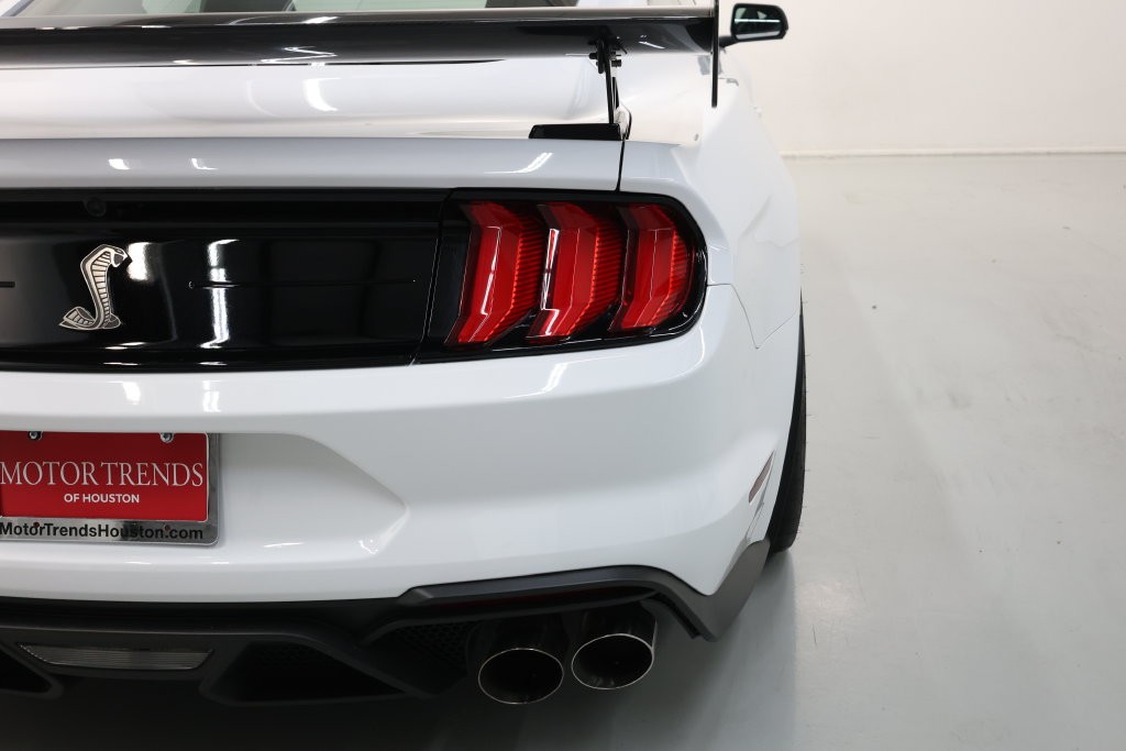 Ford Mustang Vehicle Full-screen Gallery Image 69