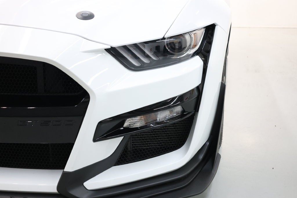 Ford Mustang Vehicle Full-screen Gallery Image 74