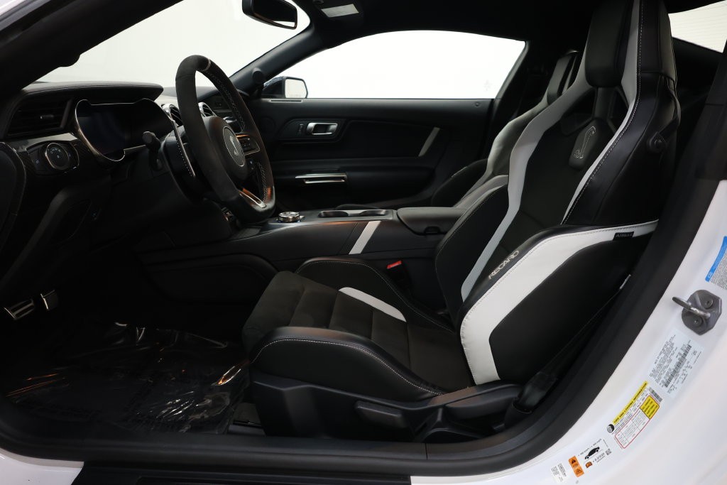 Ford Mustang Vehicle Full-screen Gallery Image 92
