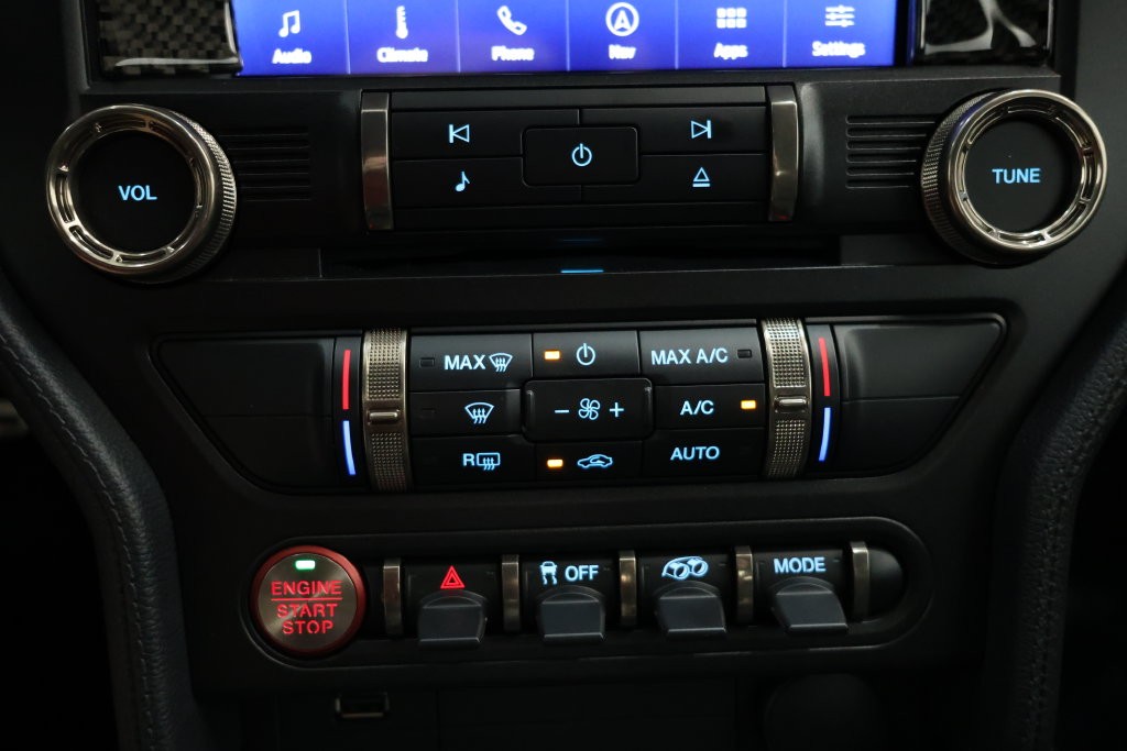 Ford Mustang Vehicle Full-screen Gallery Image 98
