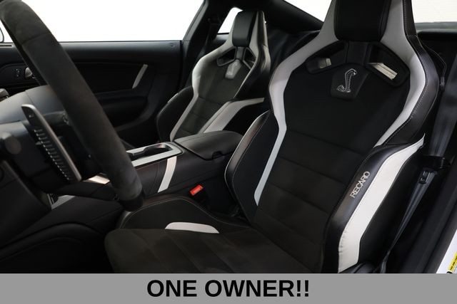 Ford Mustang Vehicle Image 10
