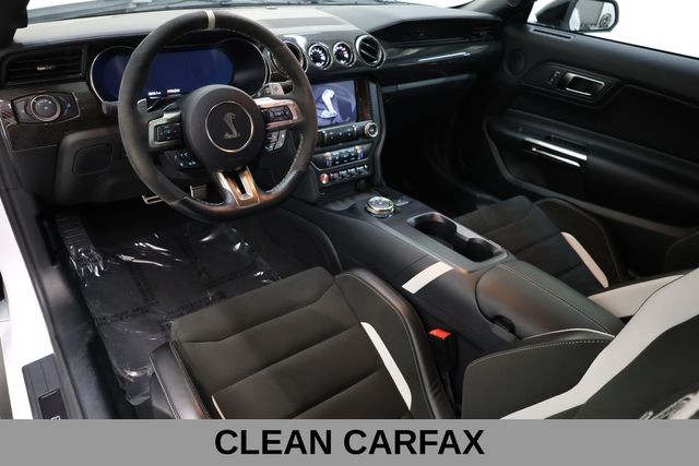 Ford Mustang Vehicle Image 11
